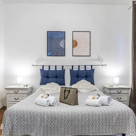 Frida 5 Min From Metro Station דירה רומא